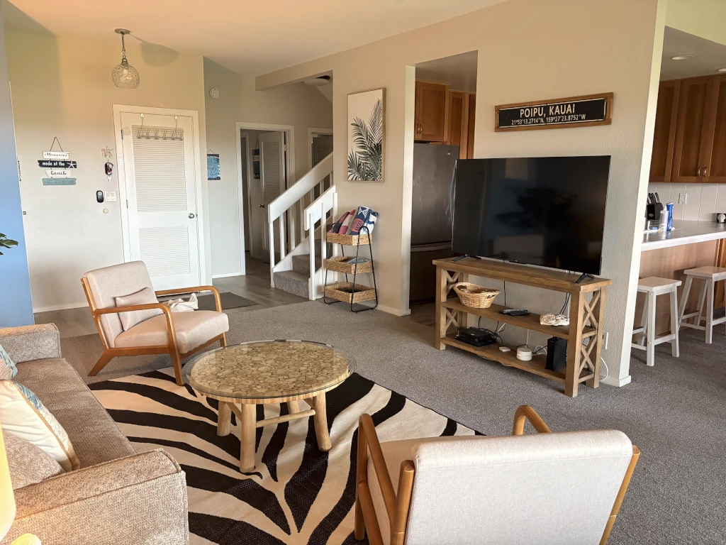 BluEscape Poipu Living Room